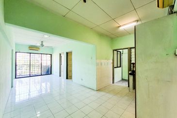 Pangsapuri Perdana, Seksyen 13