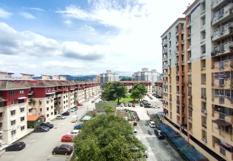 Le Jardine Condominium