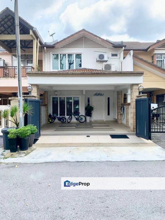 Double Storey Terrace Jalan UB Taman Ukay Bistari, Selangor, Ampang