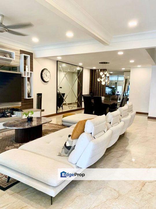 Double Storey Terrace Jalan UB Taman Ukay Bistari, Selangor, Ampang