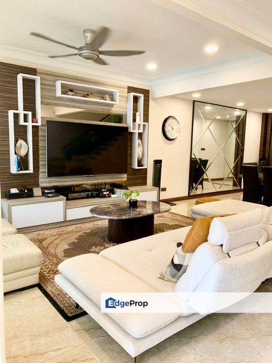 Double Storey Terrace Jalan UB Taman Ukay Bistari, Selangor, Ampang