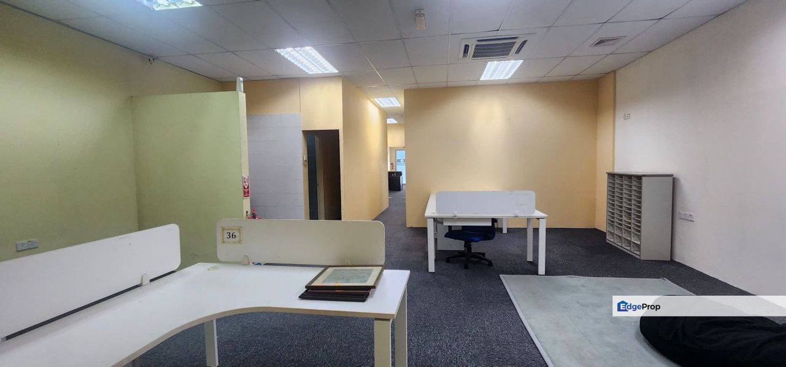 Fully furnished Office FOR RENT @ Space U8 mall Shah Alam, Selangor, Shah Alam