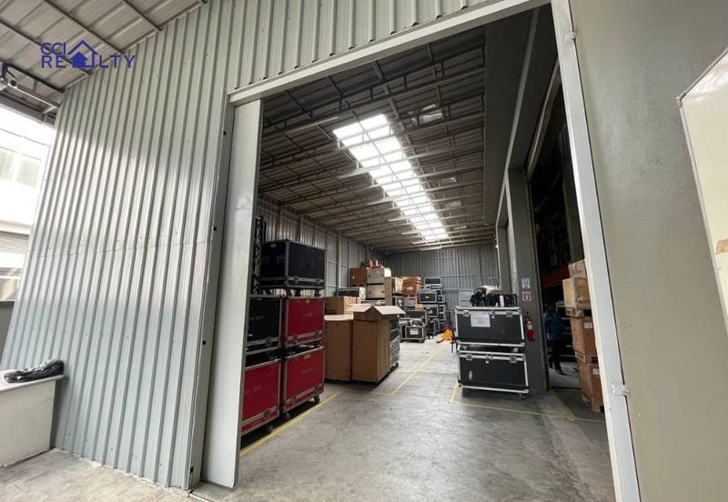 Semi Detached Factory Seksyen 26 Shah Alam  For sale