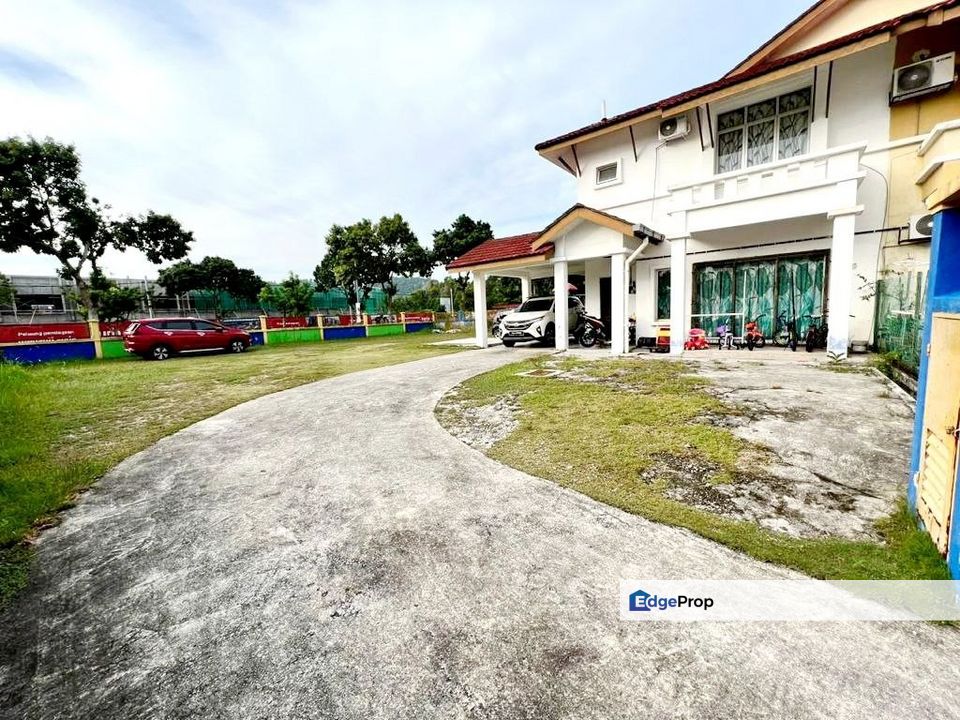 2 Storey corner Semi D Cluster Jalan Alam Suria Puncak Alam for Sale ...
