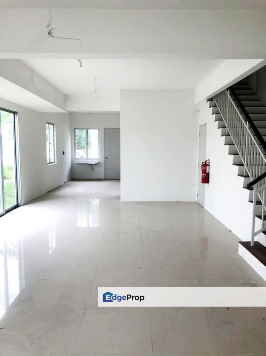 2 Storey End Lot Casaview Cybersouth Cyberjaya- SALE , Selangor, Cyberjaya