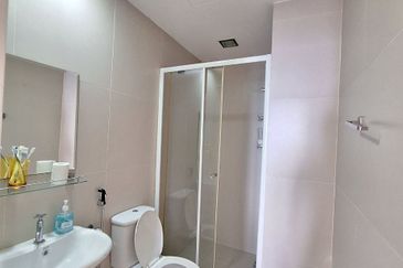 231 TR Serviced Suite