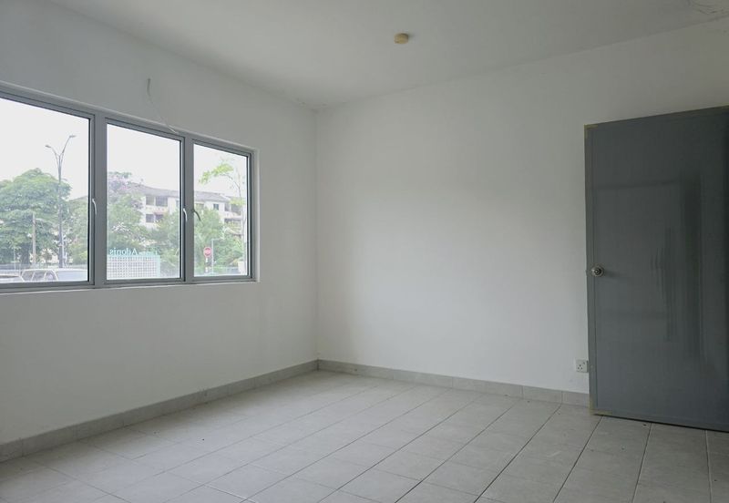 Pangsapuri Laman Adonis