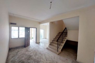 2 Storey Taman Alam Perdana, Puncak Alam -SALE