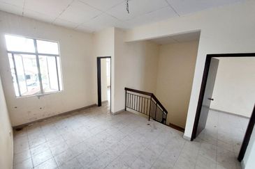 2 Storey Taman Alam Perdana, Puncak Alam -SALE