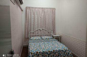 Taman Desa Salak Pekerti