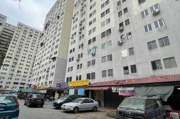 Flat Mutiara Fadason