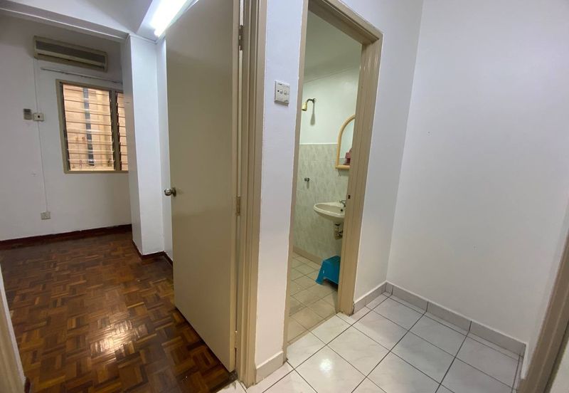 Bayu Tasik Condominium