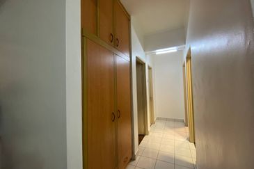 Bayu Tasik Condominium