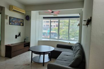 Pangsapuri Kiambang, Seri Kembangan