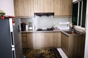 La Thea Residences @ 16 Sierra