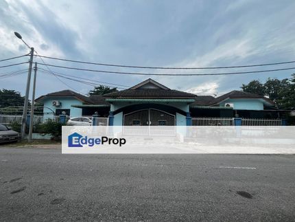 For Sales Bungalow House in Batu Pahat in Jalan Masjid , Johor, Batu Pahat