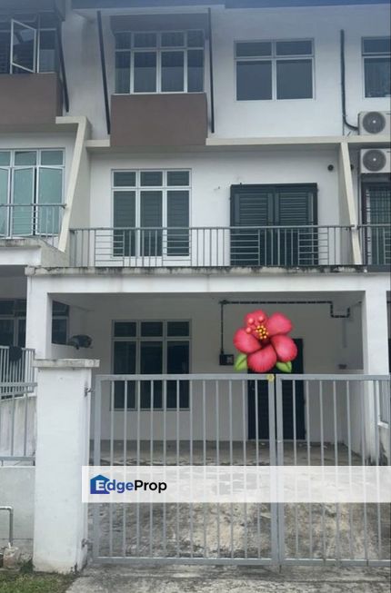 BRAND NEW 2.5 Storey Terrace Taman Scientex Utama Senai NONBUMI, Johor, Senai