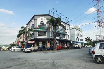 Pusat Perdagangan Seri Kembangan