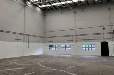 Semi D Factory, Taman Bukit serdang Raya Sri serdang, seri kembangan