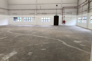 Semi D Factory, Taman Bukit serdang Raya Sri serdang, seri kembangan