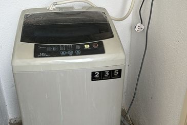 Vista Pinggiran, Taman Pinggiran Putra