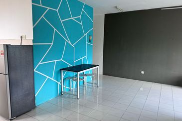 Vista Pinggiran, Taman Pinggiran Putra