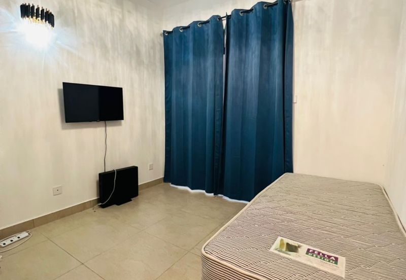 Cozy 3 storey Superlink Mulia Residence for rent in Symphony Hill King Henry Cyberjaya