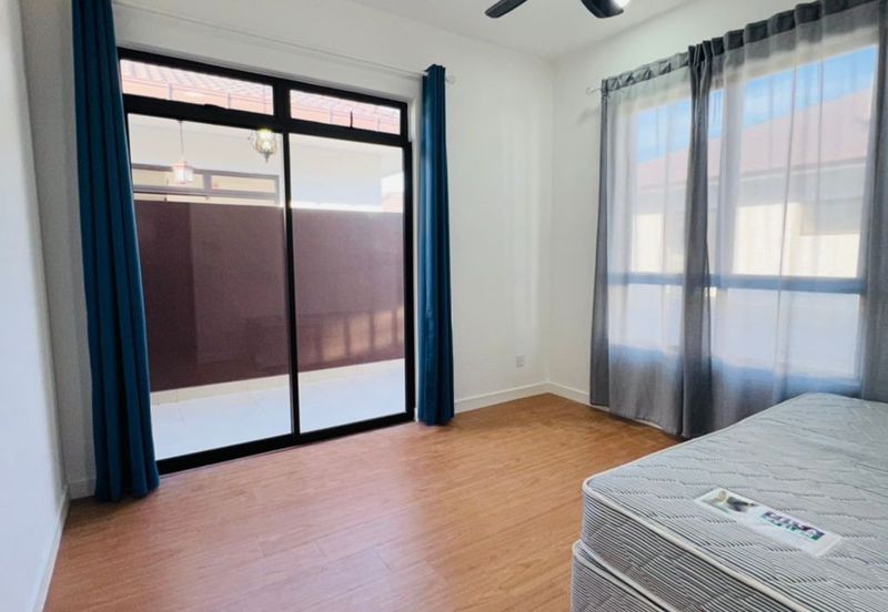 Cozy 3 storey Superlink Mulia Residence for rent in Symphony Hill King Henry Cyberjaya