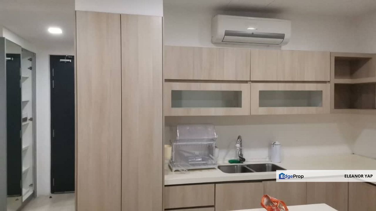 Sky Park Cyberjaya Selangor Condominium For Sale New Cheap Walking distance 5 min to MRT CYberjaya, Selangor, Cyberjaya