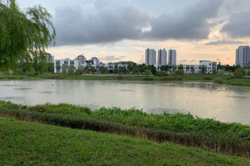 Monet Springtime @ Sunsuria City