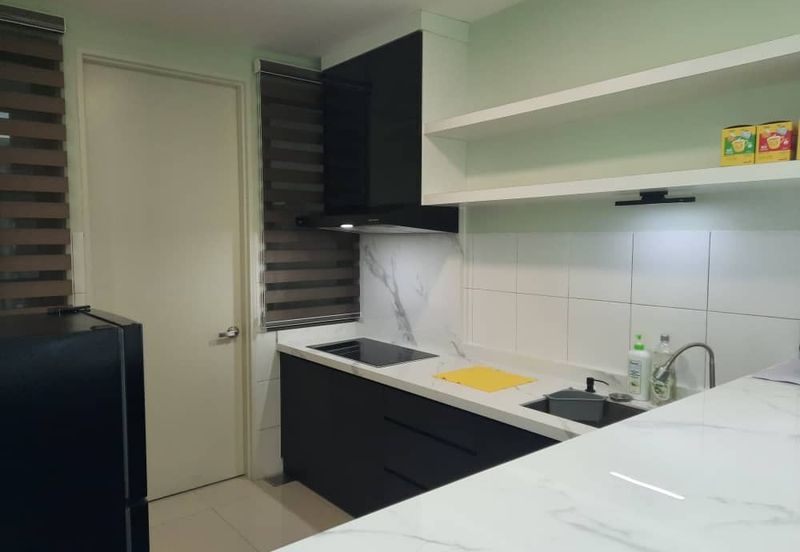 Lake Point Residence