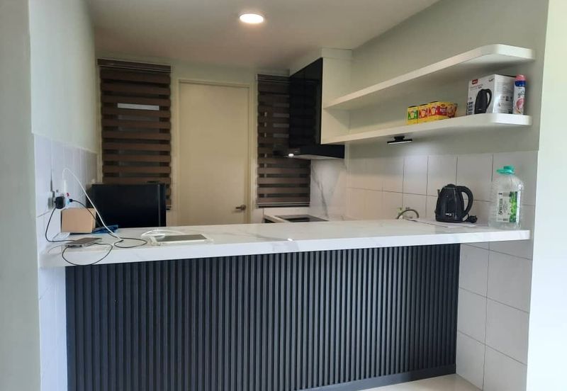 Lake Point Residence