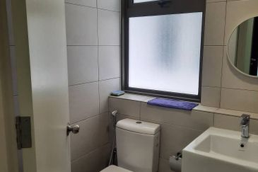 Lake Point Residence