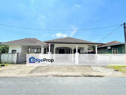 Besar: Rumah Banglo Balai Besar Dungun, Terengganu, Dungun