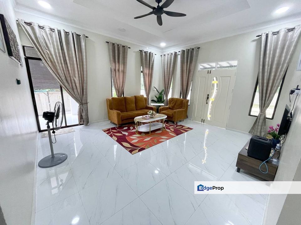 Laman Luas: Banglo Kampung Baru Kerteh, Terengganu, Kerteh