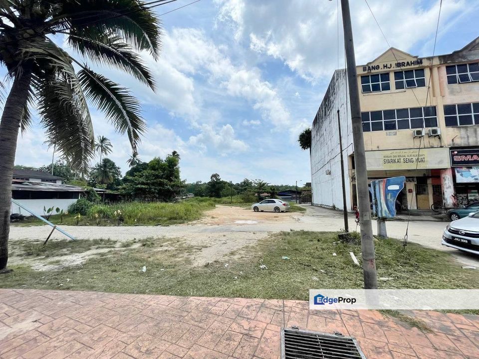 Tepi Jalan Utama: Tanah Pembangunan Bandar Chukai Kemaman, Terengganu, Kemaman