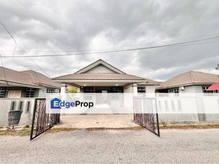 Banglo Setingkat Kg Meraga Beris Kijal, Terengganu, Kemaman
