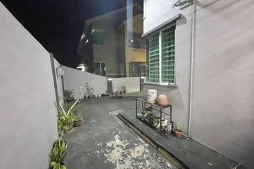 Lot 144 Kampung Gong Limau