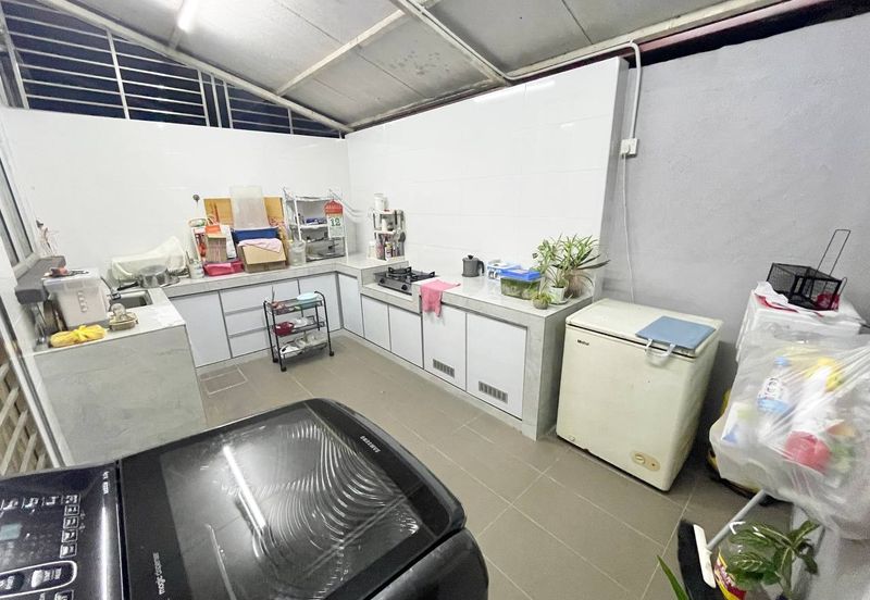 Lot 144 Kampung Gong Limau