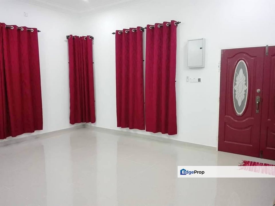 Rumah Banglo Kg Meraga Beris Kijal, Terengganu, Kijal