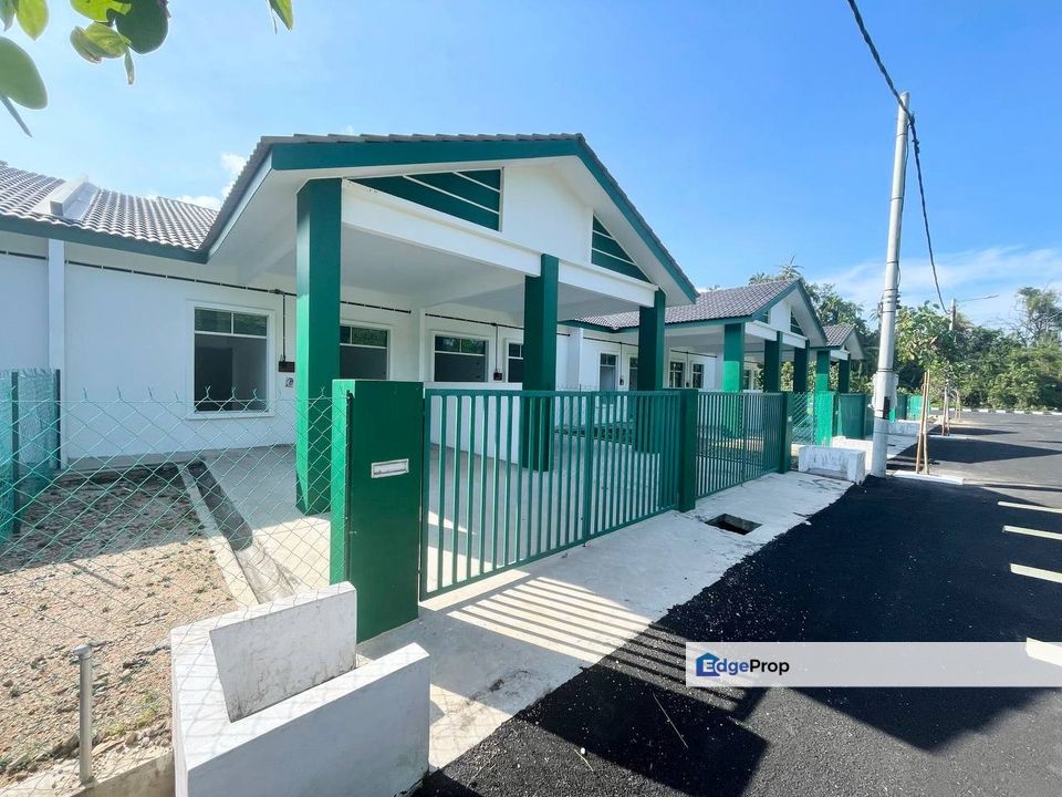 Teres LAMAN LUAS Kg Sungai Ular Kuantan, Pahang, Balok