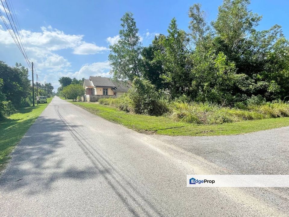 Tanah Lot Teres 13 unit Taman Binjai Permai Chukai, Terengganu, Kemaman