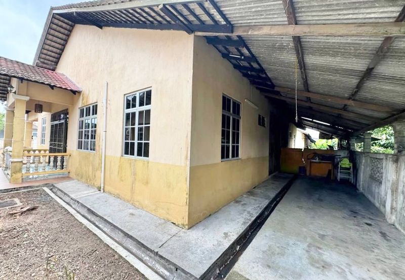 Kampung Mak Cili