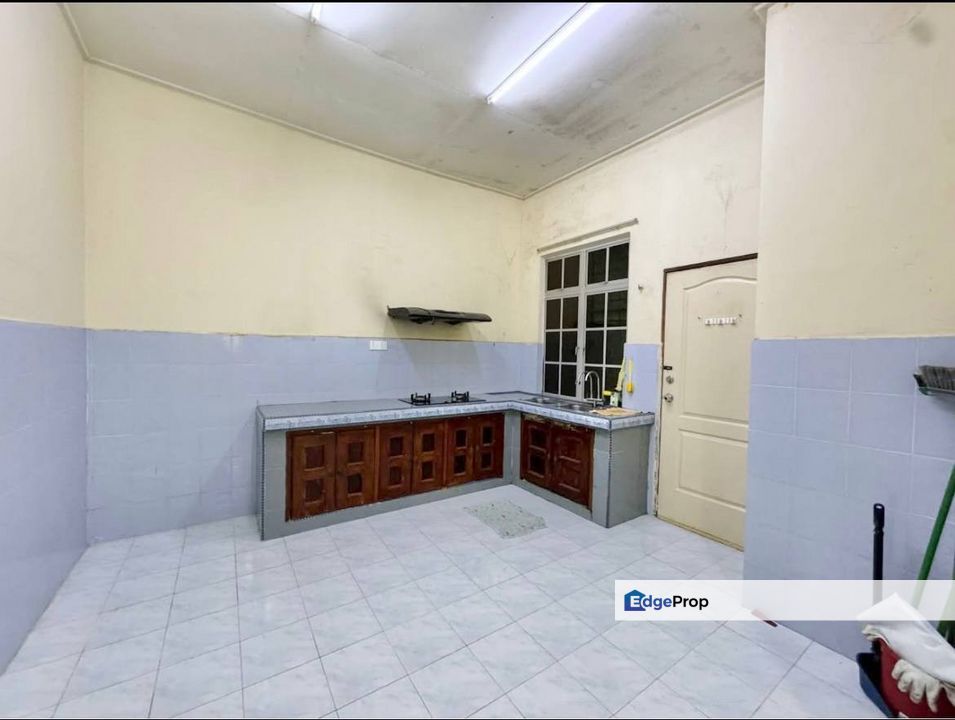 Rumah Semi D Kg Mak Chili Kemaman, Terengganu, Cukai
