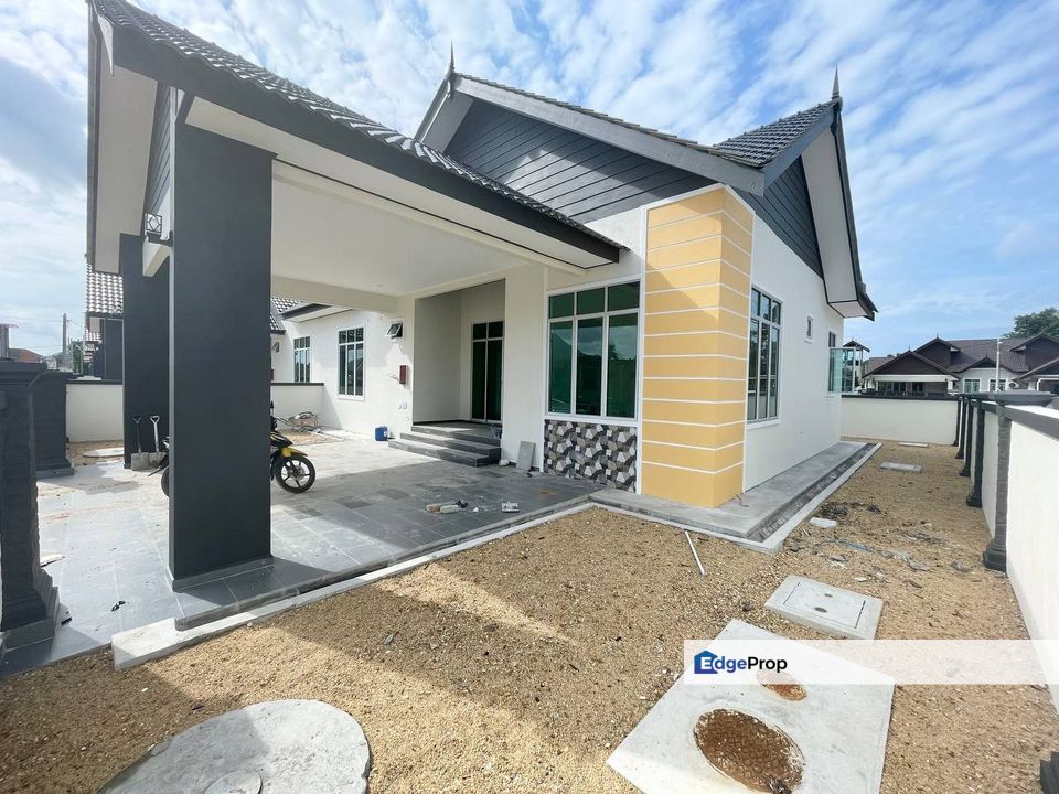 Rumah Semi D Luas Kg Sura Dungun, Terengganu, Dungun