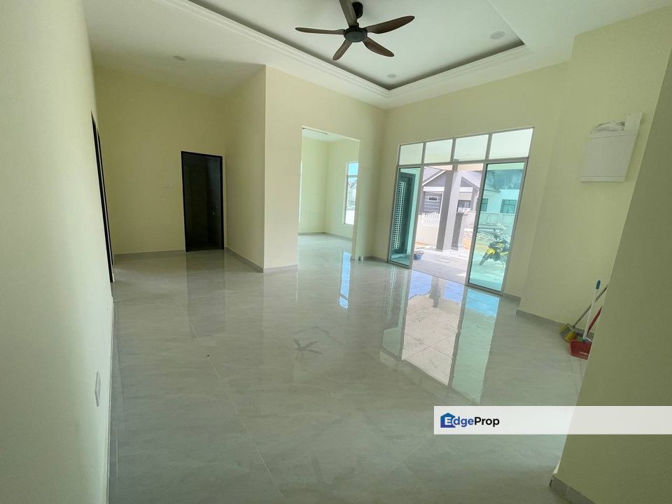 Rumah Semi D Luas Kg Sura Dungun, Terengganu, Dungun