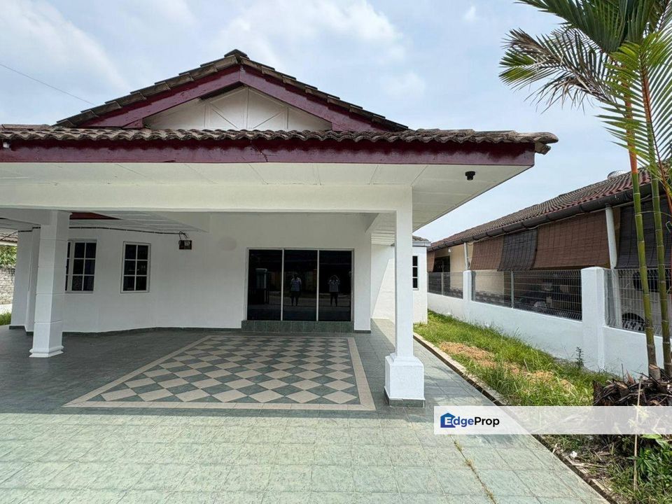 Rumah banglo di Bandar Baru Bukit Mentok Kemaman, Terengganu, Kemaman
