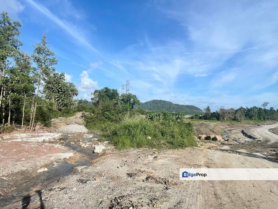 Tanah Pertanian di Perindustrian Teluk Kalong Kemaman, Terengganu, Kijal