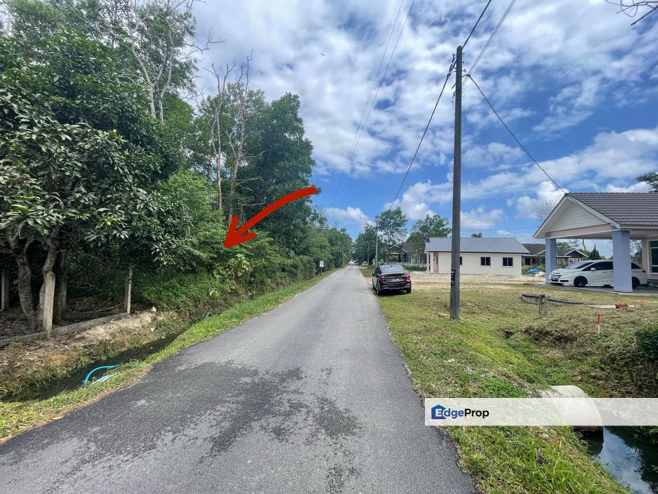 Tanah lot banglo Kg Mak Chili, Kemaman, Terengganu, Kemaman