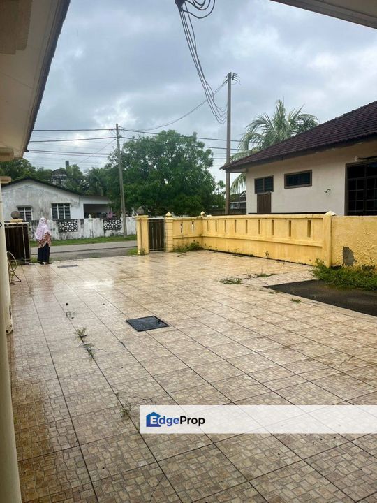 Banglo 2 tingkat di Paka, Dungun Terengganu, Terengganu, Dungun